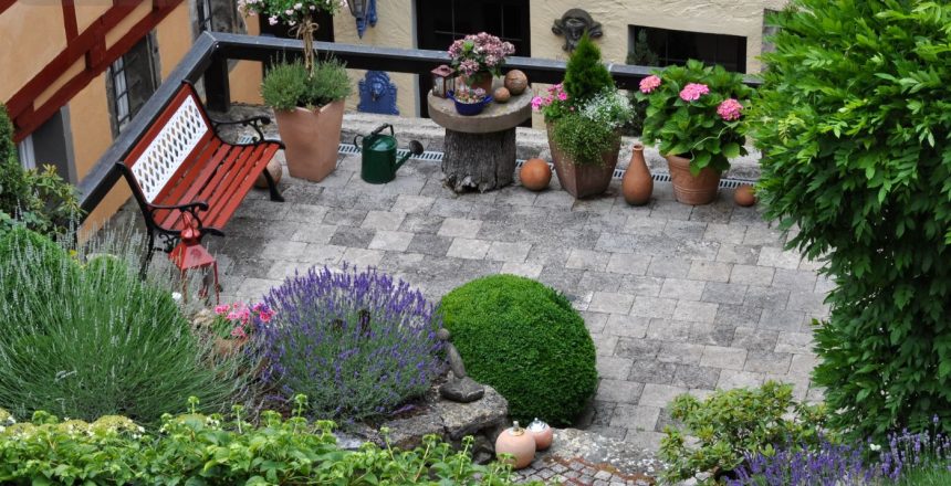 Explore London's rooftop gardens—green sanctuaries in the cityscape, offering environmental benefits and community spaces.